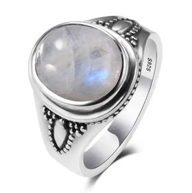 Élégante Bague en Argent avec Pierre de Lune "Isis"